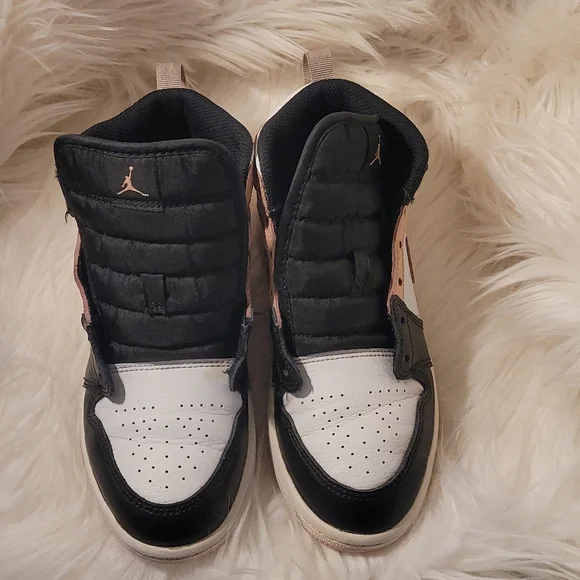 Nike airforce I ( y) - Picture 1 of 6